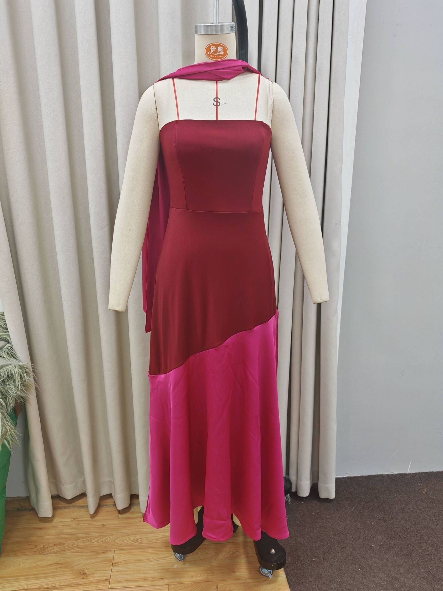 Caelina Contour Midi Dress