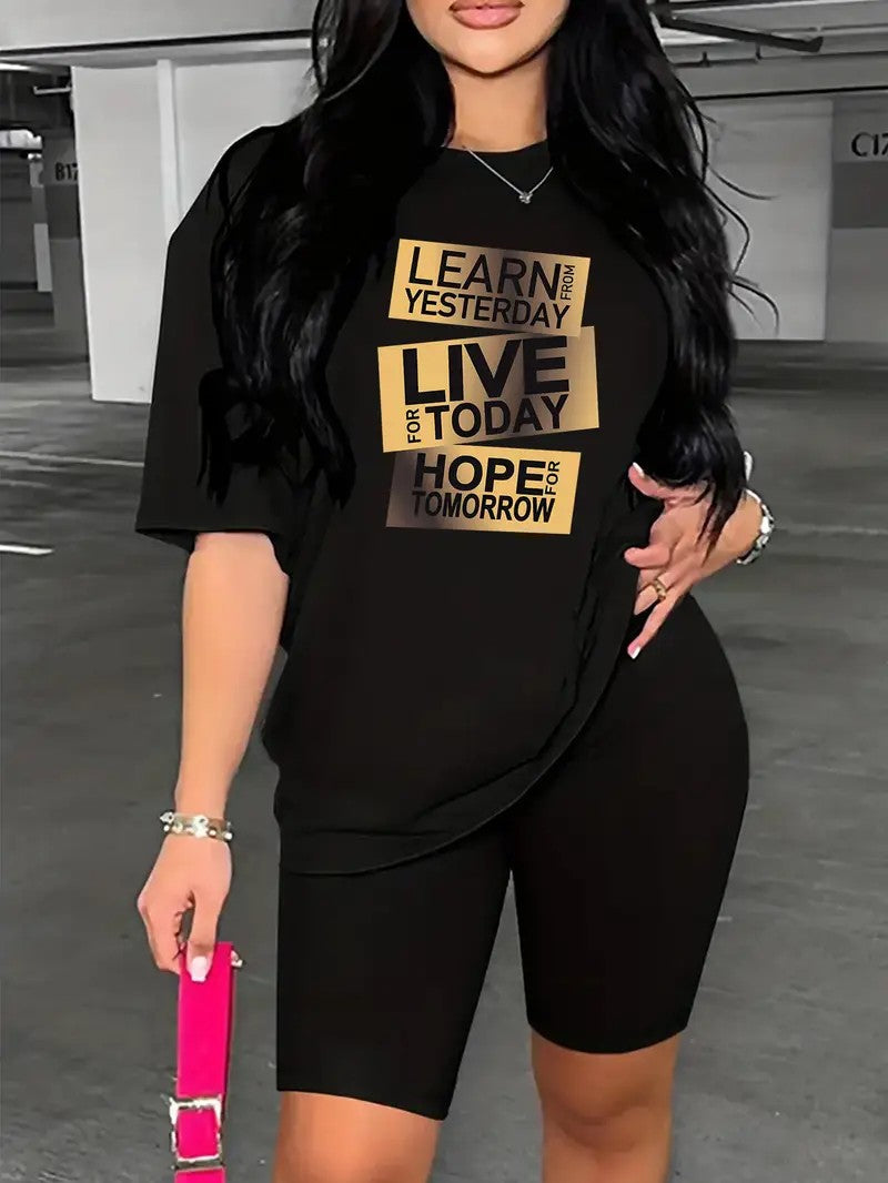 Veyra Oversized Graphic Tee